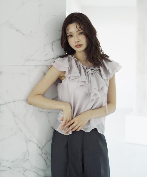 PROPORTION BODY DRESSING(プロポーションボディドレッシング)の「フロントリボンシアーブラウス / 1215210707(シャツ/ブラウス・レディース・グレー/ブラウン/グレー系その他・FREE)」の1枚目の写真