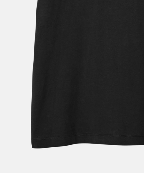 LE CIEL BLEU(ルシェルブルー)の「ボクシーTシャツwパールエンベリッシュメント / Boxy T-shirt w/Pearl Embellishment(Tシャツ/カットソー・レディース・オフホワイト/ブラック/ネイビー・36)」の7枚目の写真