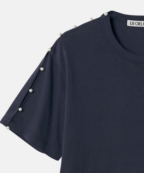 LE CIEL BLEU(ルシェルブルー)の「ボクシーTシャツwパールエンベリッシュメント / Boxy T-shirt w/Pearl Embellishment(Tシャツ/カットソー・レディース・オフホワイト/ブラック/ネイビー・36)」の14枚目の写真