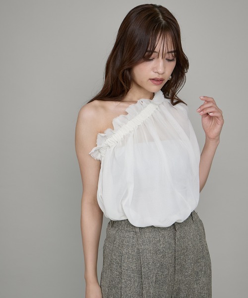 QUEENS COURT(クイーンズコート)の「クールメッシュギャザートップス≪手洗い可能≫(シャツ/ブラウス・レディース・オフホワイト/ベージュ/チャコールグレー・M)」の14枚目の写真