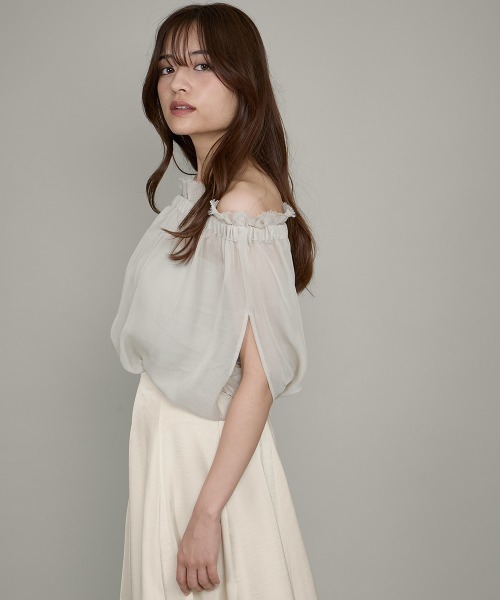 QUEENS COURT(クイーンズコート)の「クールメッシュギャザートップス≪手洗い可能≫(シャツ/ブラウス・レディース・オフホワイト/ベージュ/チャコールグレー・M)」の11枚目の写真