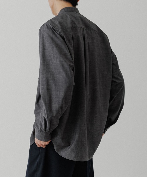 ADAM ET ROPE'(アダムエロペ)の「【NIKKE】バンドカラー シャツ(シャツ/ブラウス・メンズ・ブラック/チャコールグレー/ネイビー・L/M)」の8枚目の写真
