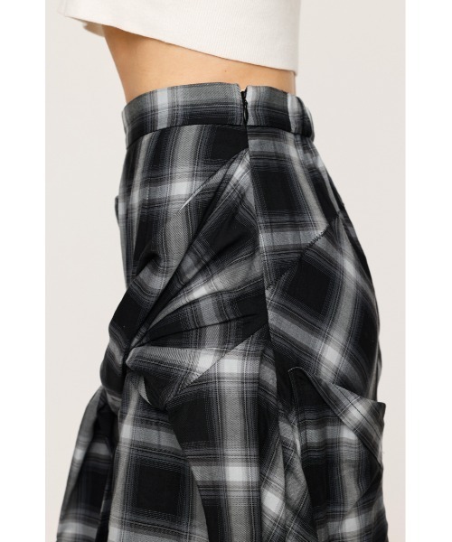 SLY(スライ)の「REMAKE LIKE CHECK SK リメイクライク チェック スカート 秋服(スカート・レディース・ブラック系その他2/イエロー系その他・1/2)」の11枚目の写真