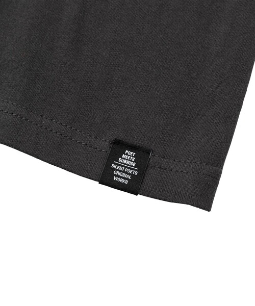 POET MEETS DUBWISE（ポエットミーツダブワイズ）の「【POET MEETS DUBWISE/ポエトミーツダブワイズ】 POET T-shirt（Tシャツ/カットソー・メンズ・ホワイト/スミクロ・XL/L/M）」の5枚目の写真