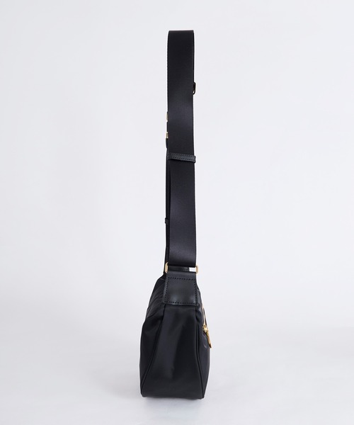 VIOLAd'ORO（ヴィオラドーロ）の「【VIOLAd'ORO】ナイロンボディバッグ-BIANCA Nylon bag（ボディバッグ/ウエストポーチ・レディース・ダークブラウン/ブラック・FREE）」の14枚目の写真