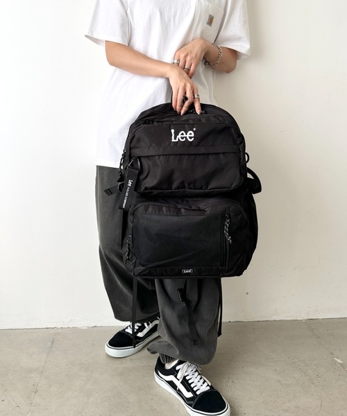 Lee(リー)の「Lee/リー 撥水 多機能 テープチャーム付き リュック/デイパック バックパック/大容量 約31.0リットル/スクール(バックパック/リュック・レディース・ブラック×ブラック/ブラック×ピンク/ブラック×ホワイト・FREE)」の8枚目の写真