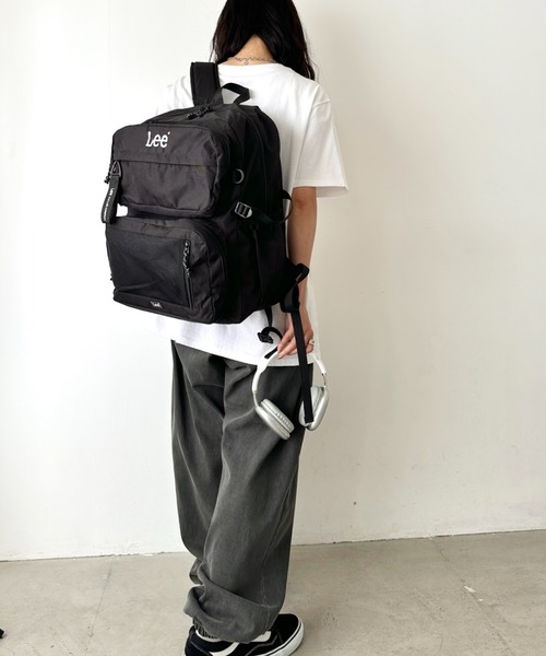Lee(リー)の「Lee/リー 撥水 多機能 テープチャーム付き リュック/デイパック バックパック/大容量 約31.0リットル/スクール(バックパック/リュック・レディース・ブラック×ブラック/ブラック×ピンク/ブラック×ホワイト・FREE)」の10枚目の写真