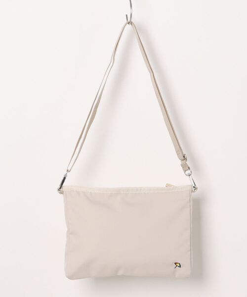 Arnold Palmer（アーノルドパーマー）の「パーマーチェックファスナー サコッシュ（ショルダーバッグ・レディース・ネイビー/ベージュ・F）」の3枚目の写真