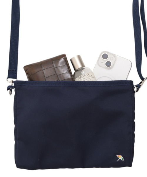 Arnold Palmer（アーノルドパーマー）の「パーマーチェックファスナー サコッシュ（ショルダーバッグ・レディース・ネイビー/ベージュ・F）」の16枚目の写真