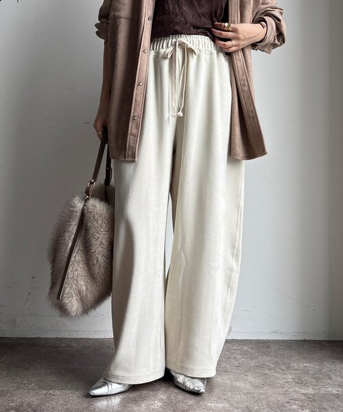 DouDou（ドゥドゥ）の「ヘリンボーンコーデュロイイージーパンツ（その他パンツ・レディース・オフホワイト/チャコールグレー/グレイッシュベージュ・FREE/TM）」の2枚目の写真