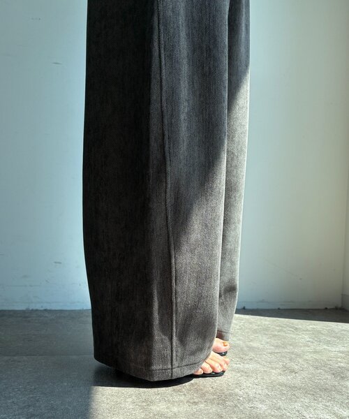 DouDou（ドゥドゥ）の「ヘリンボーンコーデュロイイージーパンツ（その他パンツ・レディース・オフホワイト/チャコールグレー/グレイッシュベージュ・FREE/TM）」の21枚目の写真