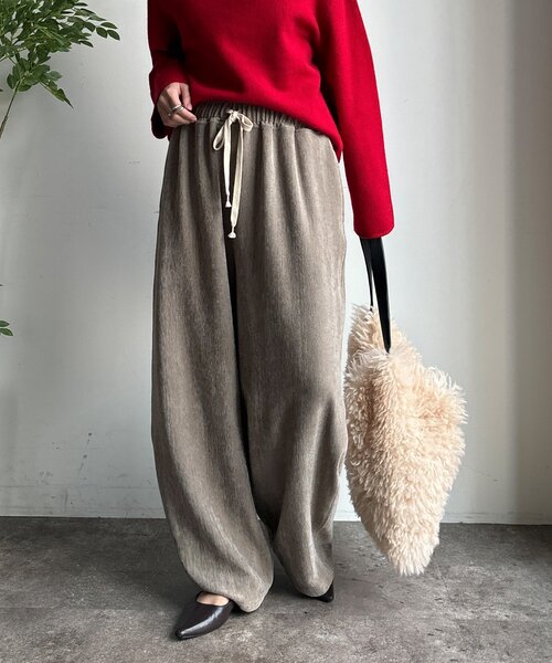 DouDou（ドゥドゥ）の「ヘリンボーンコーデュロイイージーパンツ（その他パンツ・レディース・オフホワイト/チャコールグレー/グレイッシュベージュ・FREE/TM）」の14枚目の写真