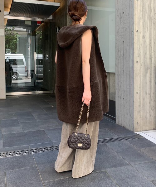 DouDou（ドゥドゥ）の「ヘリンボーンコーデュロイイージーパンツ（その他パンツ・レディース・オフホワイト/チャコールグレー/グレイッシュベージュ・FREE/TM）」の8枚目の写真