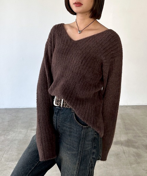 PAGEBOY(ページボーイ)の「WEB限定アイテム/クラウドシャギーVニット(ニット/セーター・レディース・グレイッシュベージュ/チョコ/ブラック/グリーン系その他/オレンジ・FREE)」の7枚目の写真