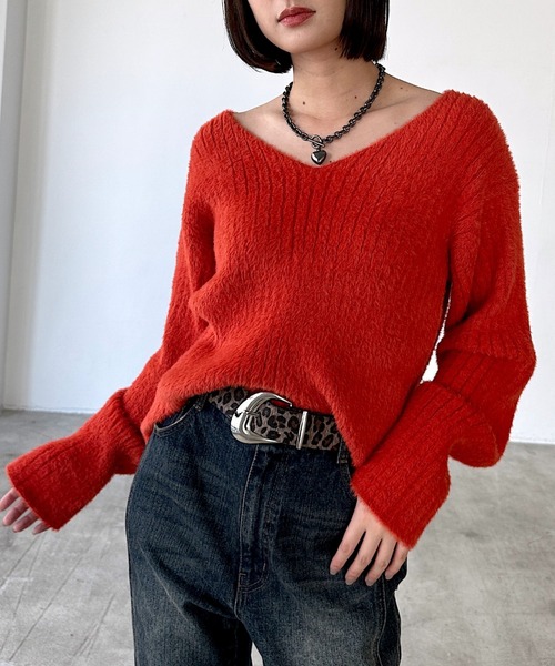 PAGEBOY(ページボーイ)の「WEB限定アイテム/クラウドシャギーVニット(ニット/セーター・レディース・グレイッシュベージュ/チョコ/ブラック/グリーン系その他/オレンジ・FREE)」の18枚目の写真