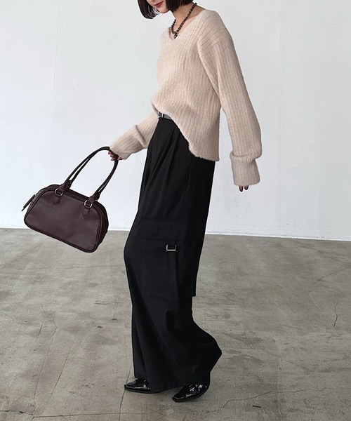 PAGEBOY(ページボーイ)の「WEB限定アイテム/クラウドシャギーVニット(ニット/セーター・レディース・グレイッシュベージュ/チョコ/ブラック/グリーン系その他/オレンジ・FREE)」の10枚目の写真