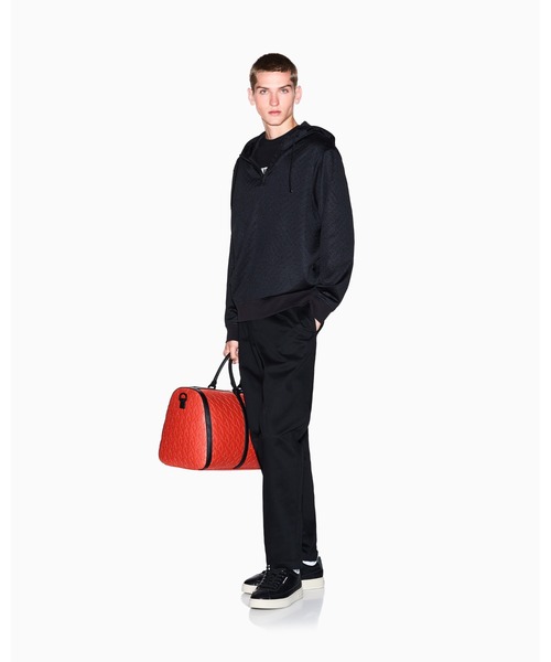 ARMANI EXCHANGE(アルマーニエクスチェンジ)の「【A|X アルマーニ エクスチェンジ】オールオーバージャカードロゴ ハーフジップ フーデッドスウェットシャツ(スウェット・メンズ・ブラック/グレイッシュベージュ・LARGE/X-LARGE/X-SMALL/SMALL/MEDIUM)」の5枚目の写真