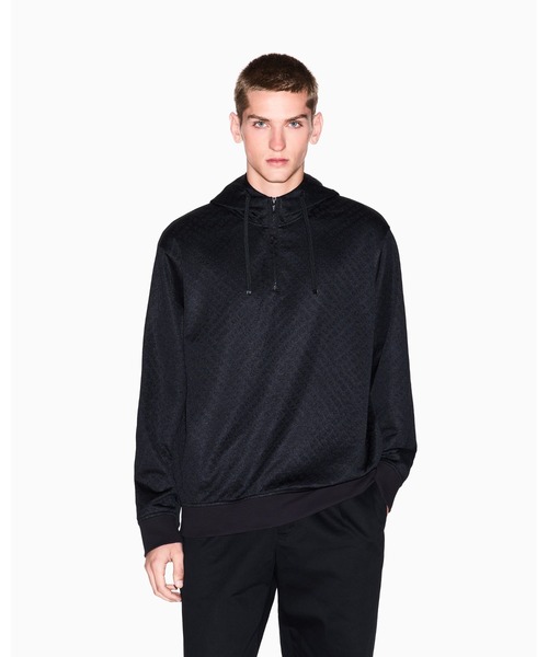 ARMANI EXCHANGE(アルマーニエクスチェンジ)の「【A|X アルマーニ エクスチェンジ】オールオーバージャカードロゴ ハーフジップ フーデッドスウェットシャツ(スウェット・メンズ・ブラック/グレイッシュベージュ・LARGE/X-LARGE/X-SMALL/SMALL/MEDIUM)」の13枚目の写真