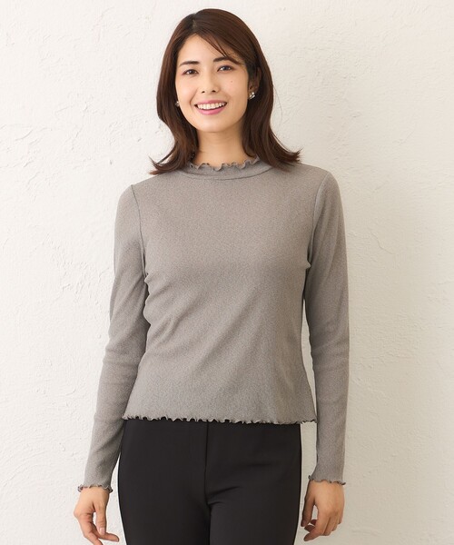 TO BE CHIC(トゥー ビー シック)の「シアーラメ カットソー(Tシャツ/カットソー・レディース・ブラック/オフホワイト/ベージュ系その他4・40/42)」の3枚目の写真