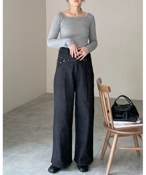 She's Closet(シーズクローゼット)の「デコルテ見せタイト長袖ボートネックリブニットトップス(ニット/セーター・レディース・杢グレー/オフホワイト/ブラック/ネイビー/ミント・FREE)」の12枚目の写真