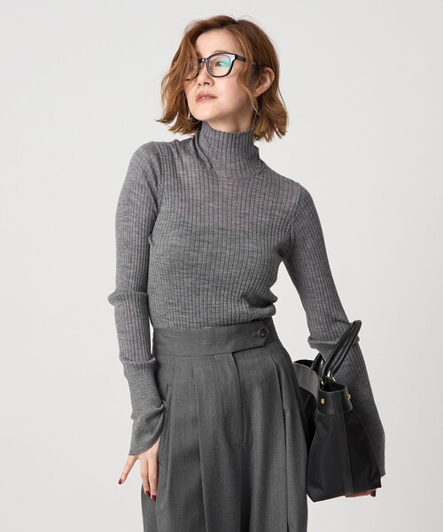 conte（コンテ）の「＜conte＞シアー リブ タートルネックニット（ニット/セーター・レディース・ベージュ/ネイビー/ライム/グレー系・FREE）」の2枚目の写真