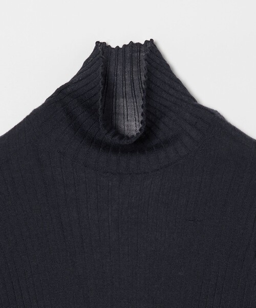 conte（コンテ）の「＜conte＞シアー リブ タートルネックニット（ニット/セーター・レディース・ベージュ/ネイビー/ライム/グレー系・FREE）」の19枚目の写真