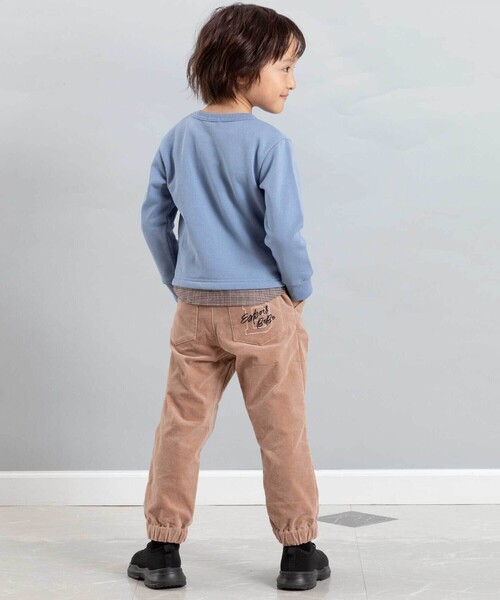 BeBe（ベベ）の「モールスキンジョガーパンツ（その他パンツ・キッズ・ブルー/ベージュ・120cm/150cm/130cm/140cm/110cm）」の4枚目の写真