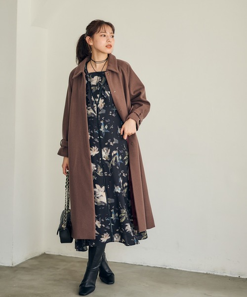 12Twelve Agenda(トゥエルブ アジェンダ)の「フリルネックパイピング花柄ワンピース(ワンピース・レディース・ブラック/オフホワイト・M)」の10枚目の写真