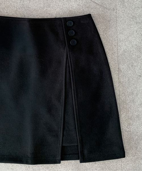 Mejoul（メジュール）の「【2025秋冬新作】【インパン付き】サイドボタンサイドボタン スリットメルトンミニスカート（スカート・レディース・ブラウン/ブラック・L/M）」の8枚目の写真