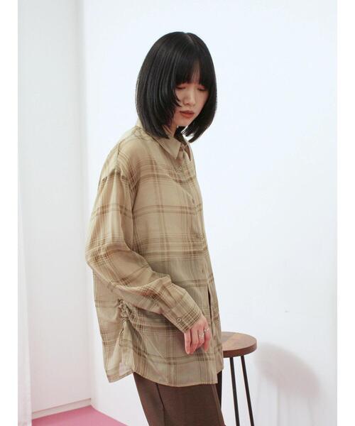 Samansa Mos2 blue(サマンサモスモスブルー)の「シアーチェックシャツ(シャツ/ブラウス・レディース・ベージュ/ブラック/ブラウン・F)」の14枚目の写真