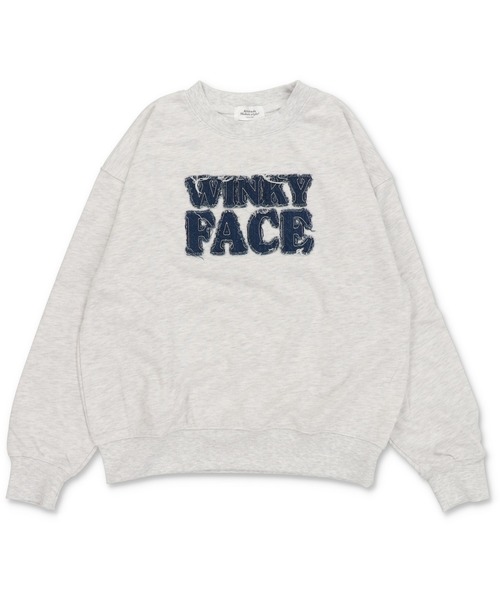 SPINNS（スピンズ）の「ゆるっと着るだけで今っぽ☆デニムロゴが映えるビッグスウェット（スウェット・レディース・オートミール/チャコール/アイボリー/レッド/ブラウン・ONESIZE）」の19枚目の写真