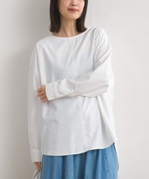 テックコットンクルーネック裾ラウンドブラウス