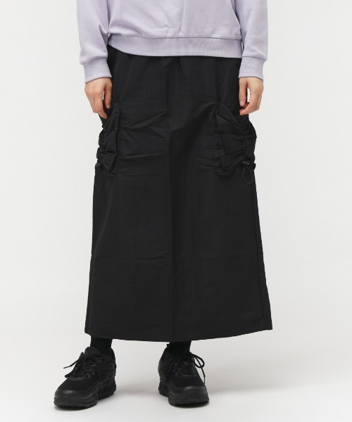 PUMA（プーマ）の「プーマ PUMA AUTUMN メッシュ ラインド ウーブン カーゴ スカート_（スカート・レディース・グリーン/ブラック・M/L）」の2枚目の写真