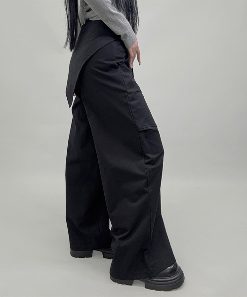FOLLOWIN（フォロウィン）の「2way/ラップスカートレイヤーワイドパンツ（その他パンツ・レディース・グレー/ブラック・MEDIUM/SMALL）」の6枚目の写真