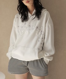 ロゴ刺繍デザインフーディー