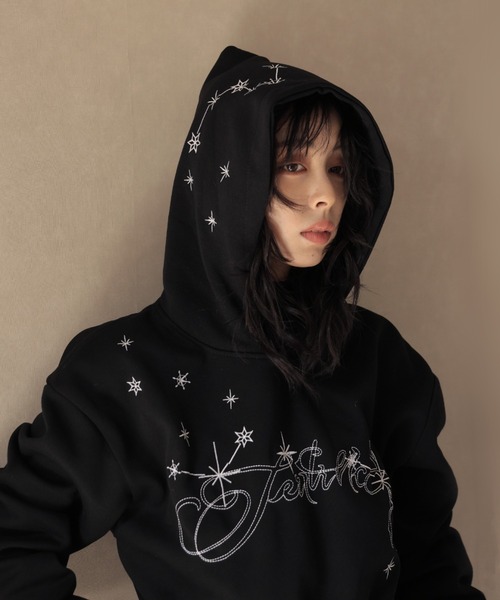 Ulysses(ユリシス)の「ロゴ刺繍デザインフーディー(パーカー・レディース・ホワイト/ブラック・L/M)」の17枚目の写真