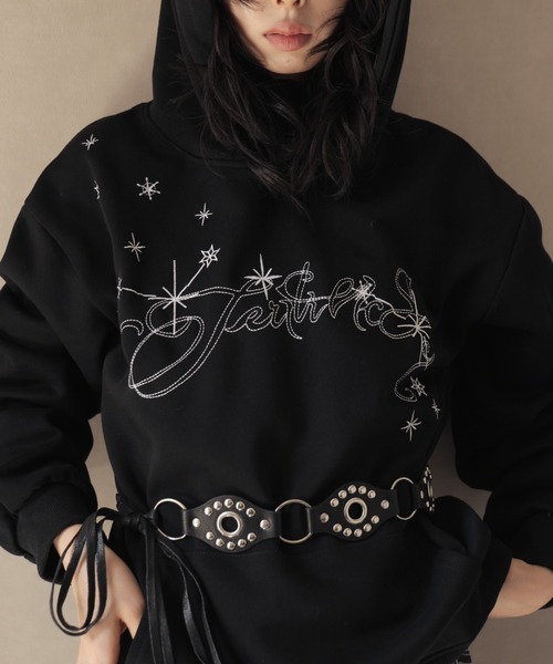 Ulysses(ユリシス)の「ロゴ刺繍デザインフーディー(パーカー・レディース・ホワイト/ブラック・L/M)」の18枚目の写真