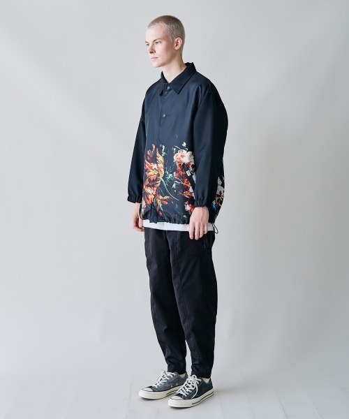 rehacer(レアセル)の「rehacer : Botanical Coach Jacket / ボタニカルコーチジャケット(ブルゾン・メンズ・ブラック・LARGE/MEDIUM/SMALL)」の8枚目の写真