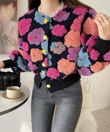 emi+（エミプラス）の「フラワー柄ボアジャガードニットカーディガン（カーディガン/ボレロ）」