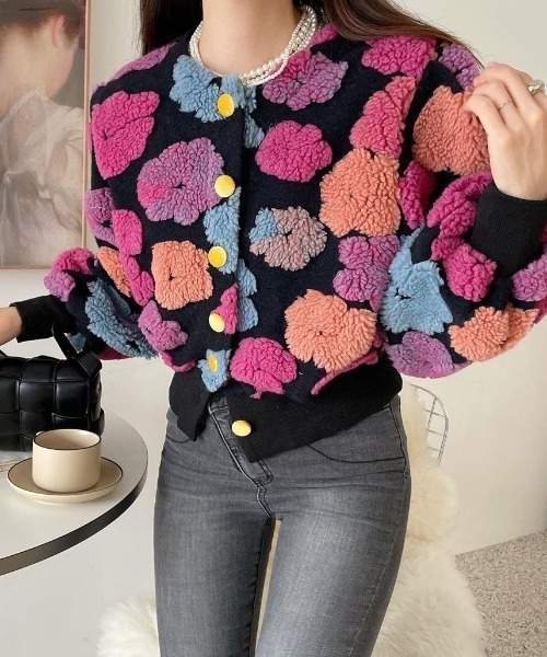花柄カーディガン 長袖 黒 ピンク セール】フラワー柄ボアジャガードニットカーディガン（カーディガン