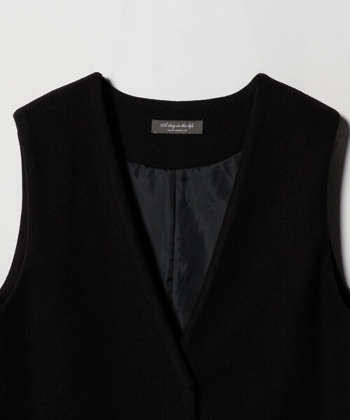 A DAY IN THE LIFE UNITED ARROWS(アデイインザライフユナイテッドアローズ)の「ニットメルトン ミドルジレ <A DAY IN THE LIFE>(ベスト・レディース・ブラック/ダークグレー/ベージュ/ライトグレー・FREE)」の18枚目の写真