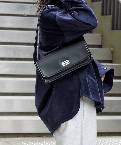 STEPHEN（ステファン）の「【STEPHEN/ステファン】カナグツキショルダーBAG（ショルダーバッグ・レディース・ブラウン/ブラック・FREE）」の3枚目の写真