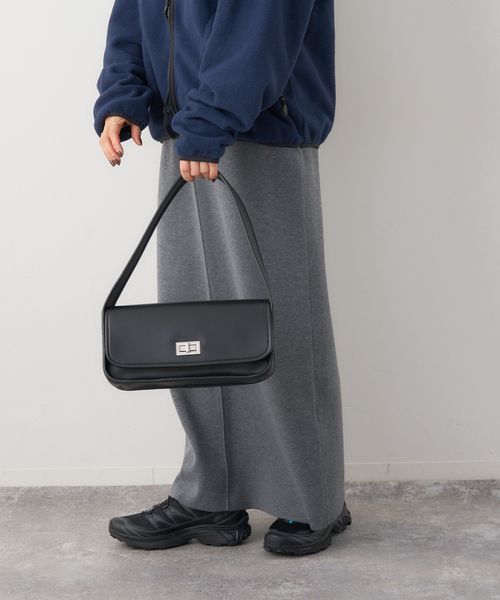 STEPHEN（ステファン）の「【STEPHEN/ステファン】カナグツキショルダーBAG（ショルダーバッグ・レディース・ブラウン/ブラック・FREE）」の4枚目の写真