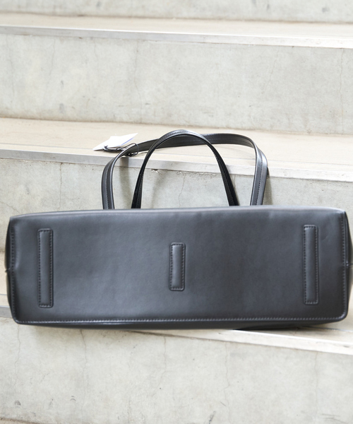 Rouge vif（ルージュヴィフ）の「【MAESTOSO/マエストソ】AURORA TOTE ポーチ付きレーザートートバッグ（トートバッグ・レディース・ブラック/チョコ・フリー）」の22枚目の写真