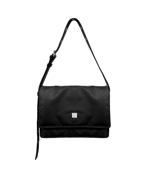 BLACKPURPLE(ブラックパープル)の「3-Wayクラウドバッグ Cloud Bag -M(メッセンジャーバッグ・メンズ・ブラック・FREE)」の2枚目の写真