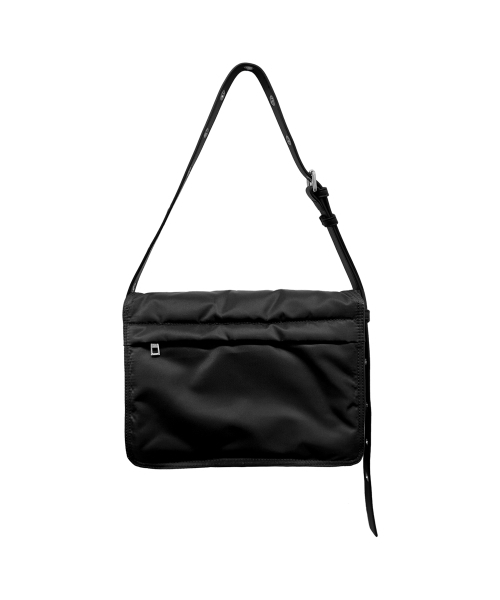 BLACKPURPLE(ブラックパープル)の「3-Wayクラウドバッグ Cloud Bag -M(メッセンジャーバッグ・メンズ・ブラック・FREE)」の4枚目の写真