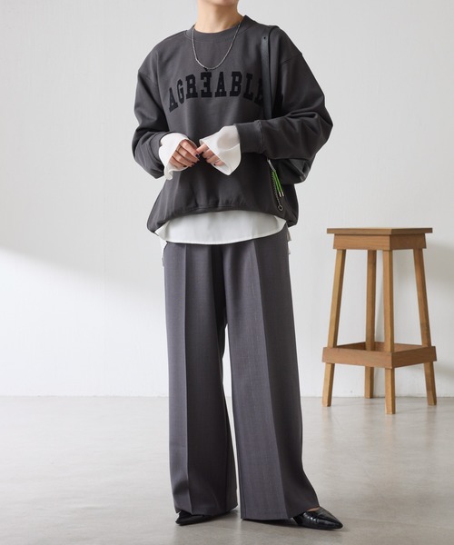 COLLAGE GALLARDAGALANTE（コラージュガリャルダガランテ）の「バックファスナーロゴスウェット（スウェット・レディース・オフホワイト/チャコールグレー・FREE）」の12枚目の写真