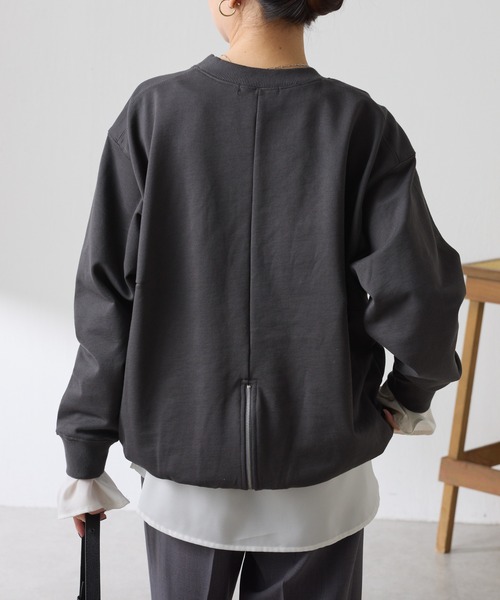 COLLAGE GALLARDAGALANTE（コラージュガリャルダガランテ）の「バックファスナーロゴスウェット（スウェット・レディース・オフホワイト/チャコールグレー・FREE）」の15枚目の写真