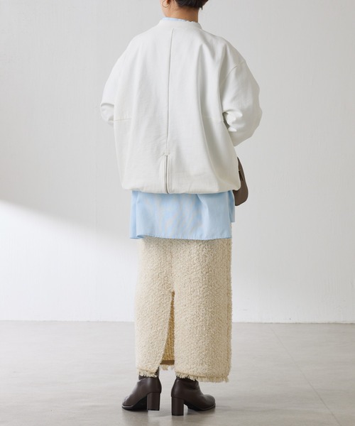 COLLAGE GALLARDAGALANTE（コラージュガリャルダガランテ）の「バックファスナーロゴスウェット（スウェット・レディース・オフホワイト/チャコールグレー・FREE）」の10枚目の写真