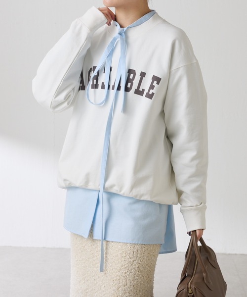 COLLAGE GALLARDAGALANTE（コラージュガリャルダガランテ）の「バックファスナーロゴスウェット（スウェット・レディース・オフホワイト/チャコールグレー・FREE）」の4枚目の写真